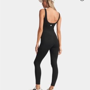 Vuori Halo Essential Jumpsuit in Black Heather - Size L